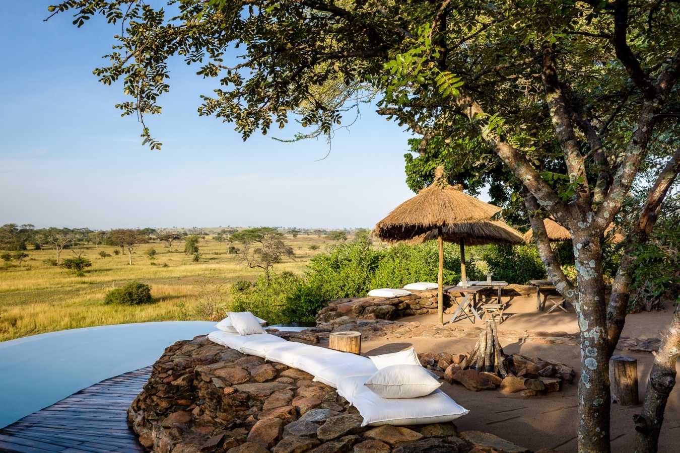 Pool relaxation at Singita
