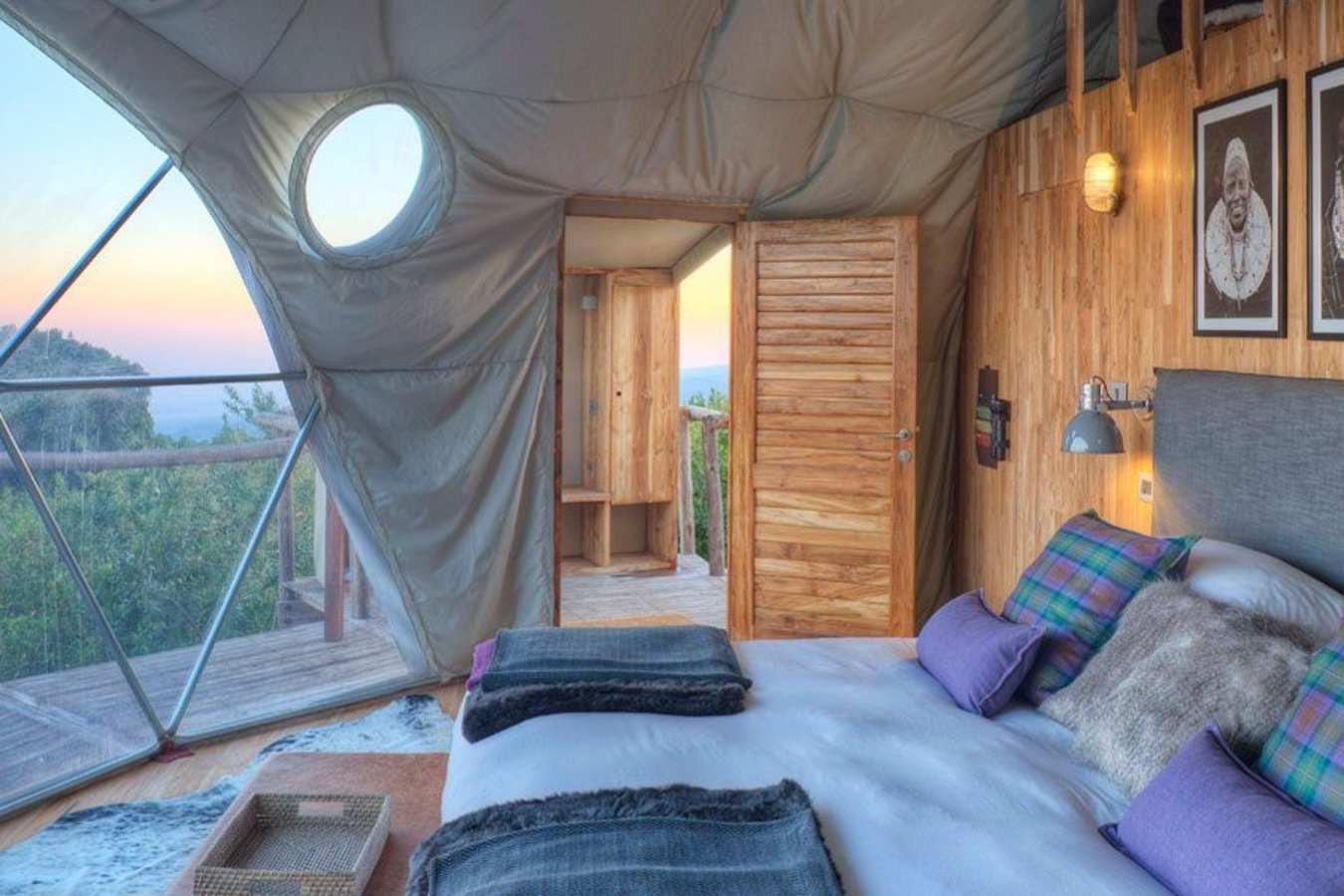 Bed with a view - The Highlands