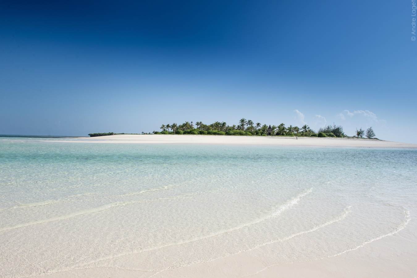 Fanjove Island beach