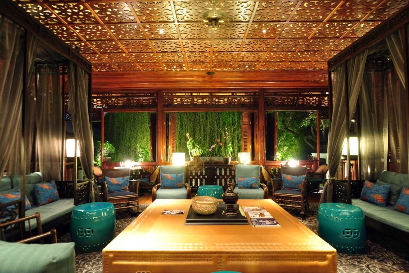 The Parlor - 137 Pillars House