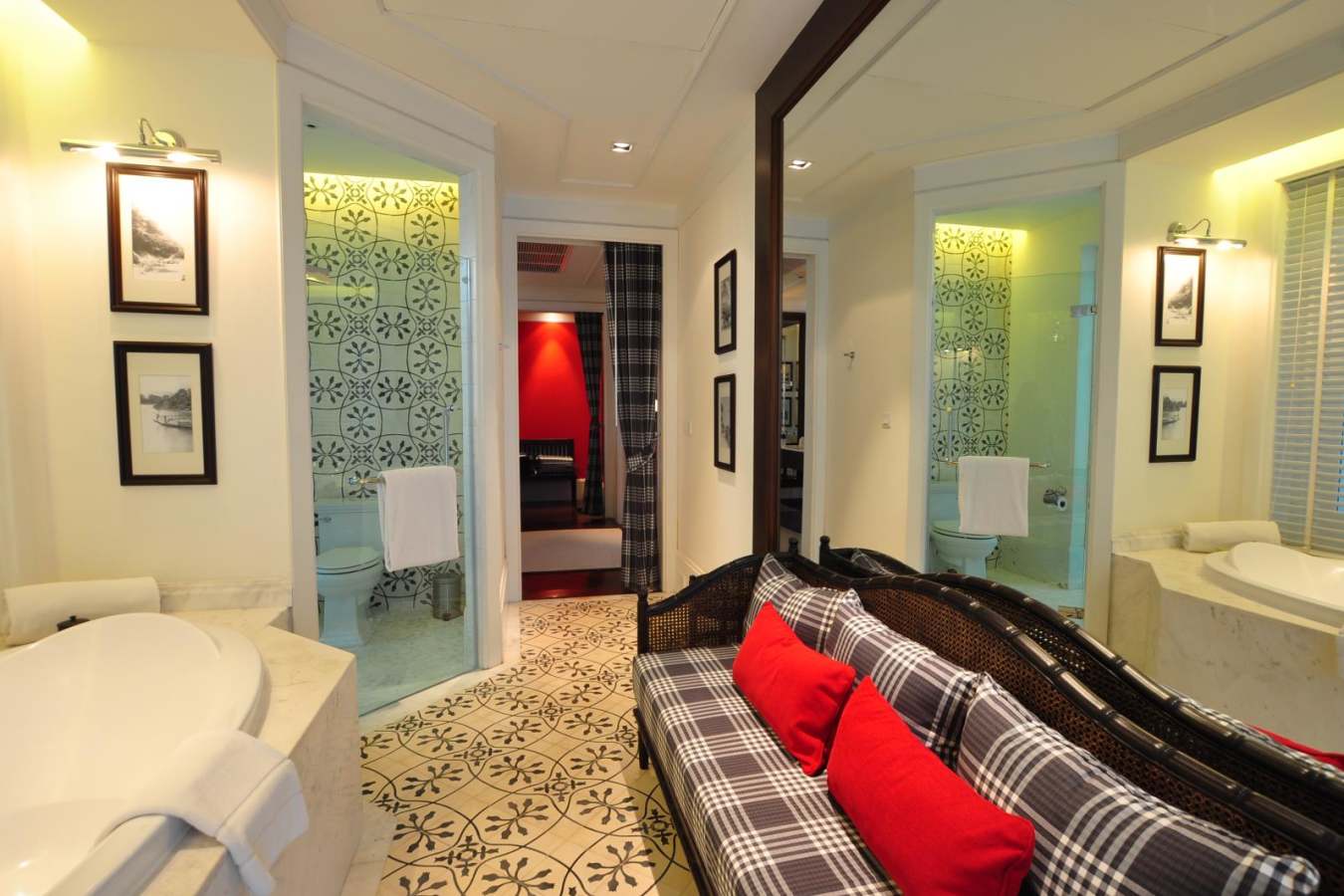 Louis Leonowens Bathroom - 137 Pillars House