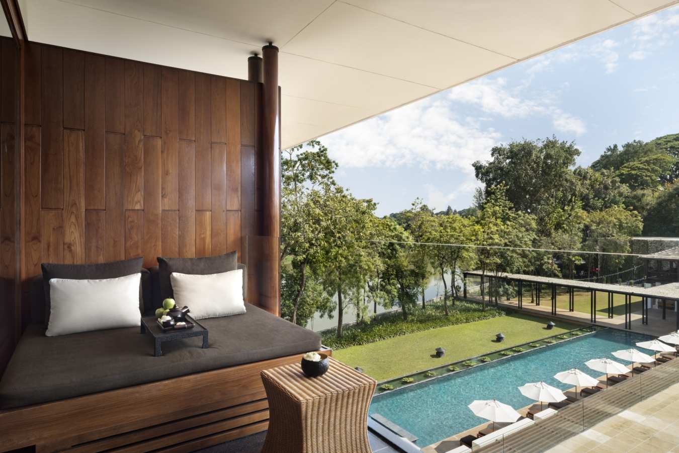 Deluxe River View Room Anantara Chiang Mai 