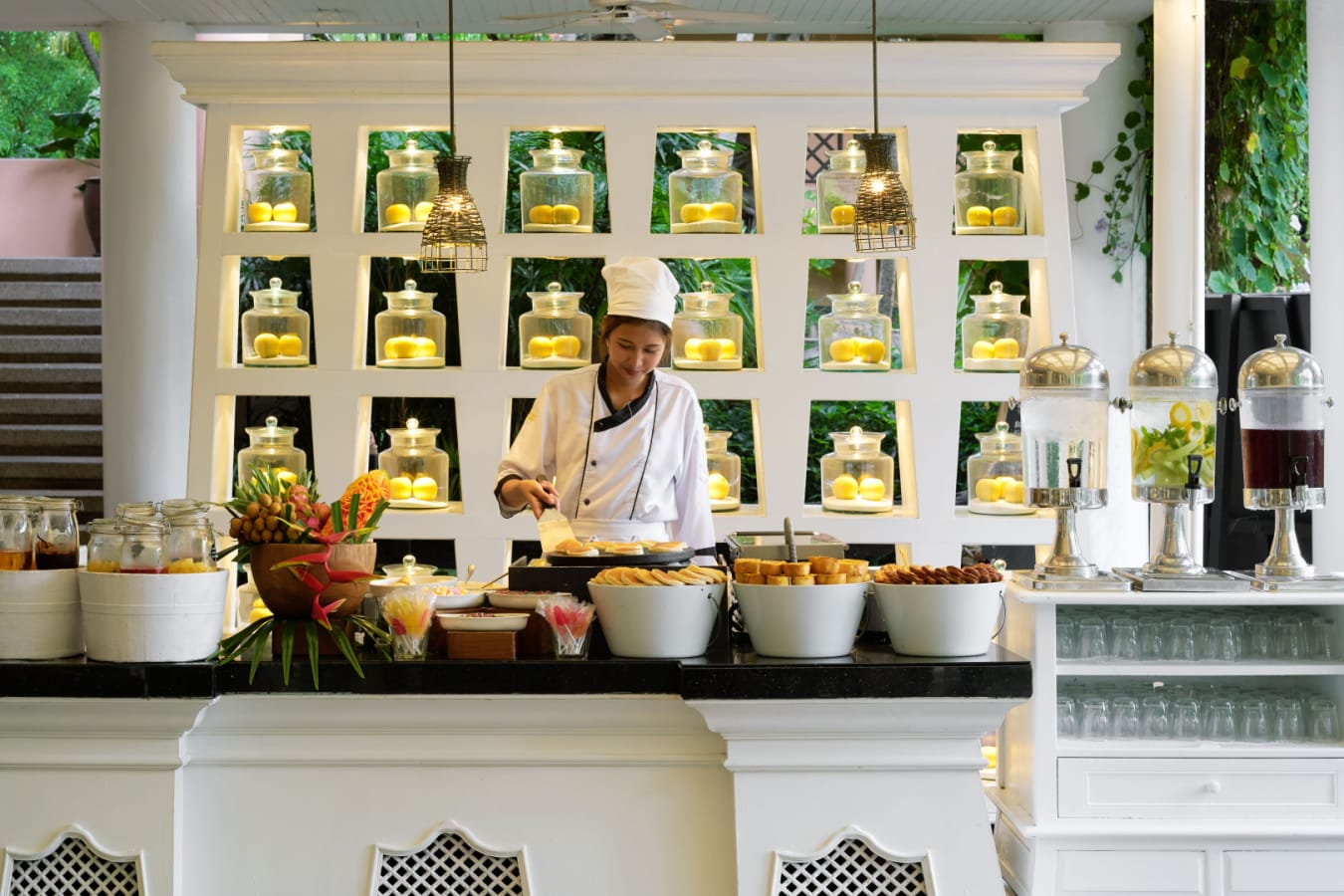 Issara Cafe