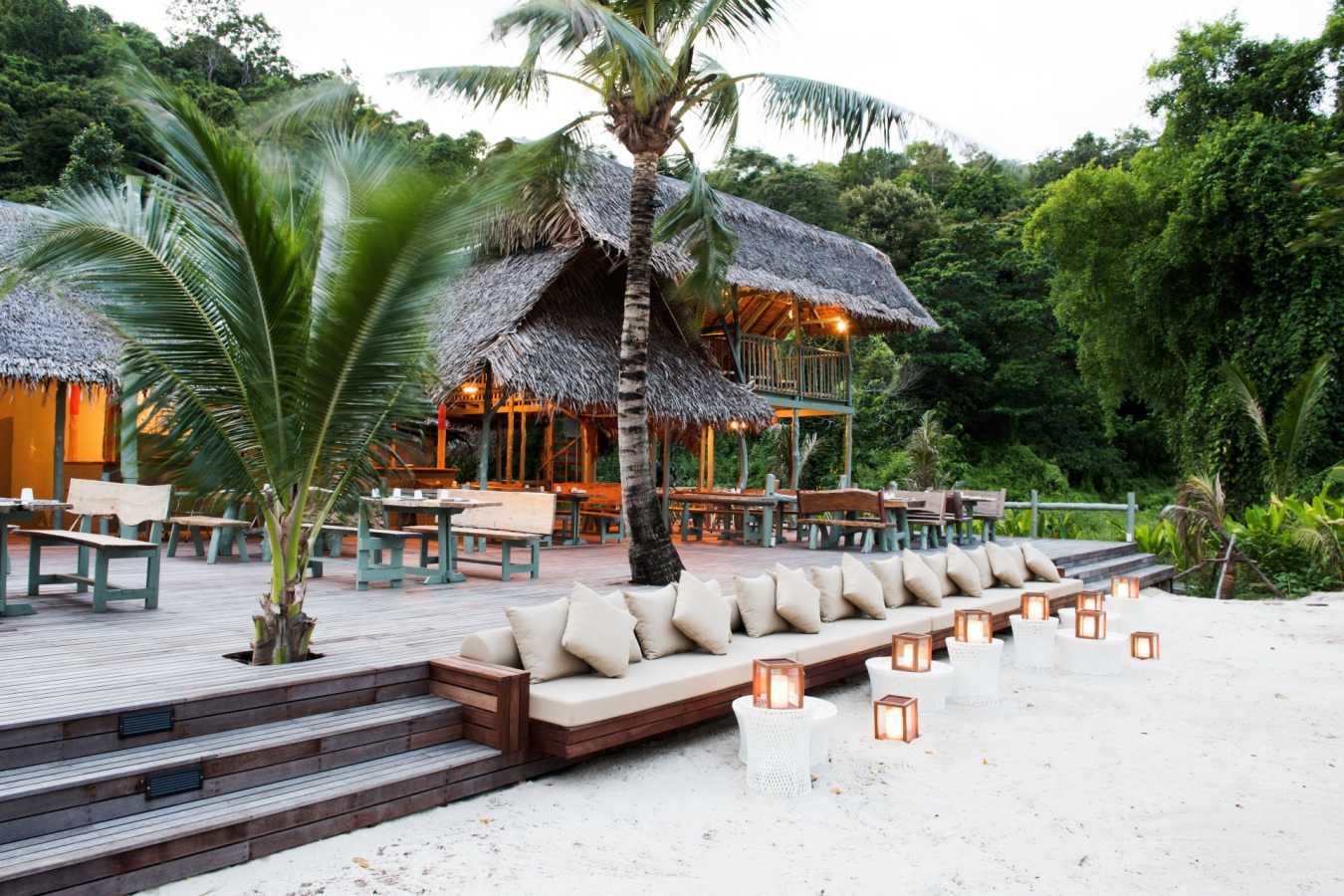 Beach Bar - COMO Point Yamu