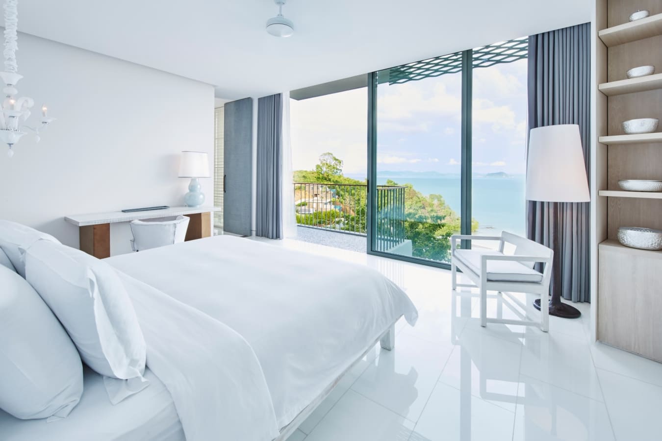 COMO Suite Bedroom - COMO Point Yamu