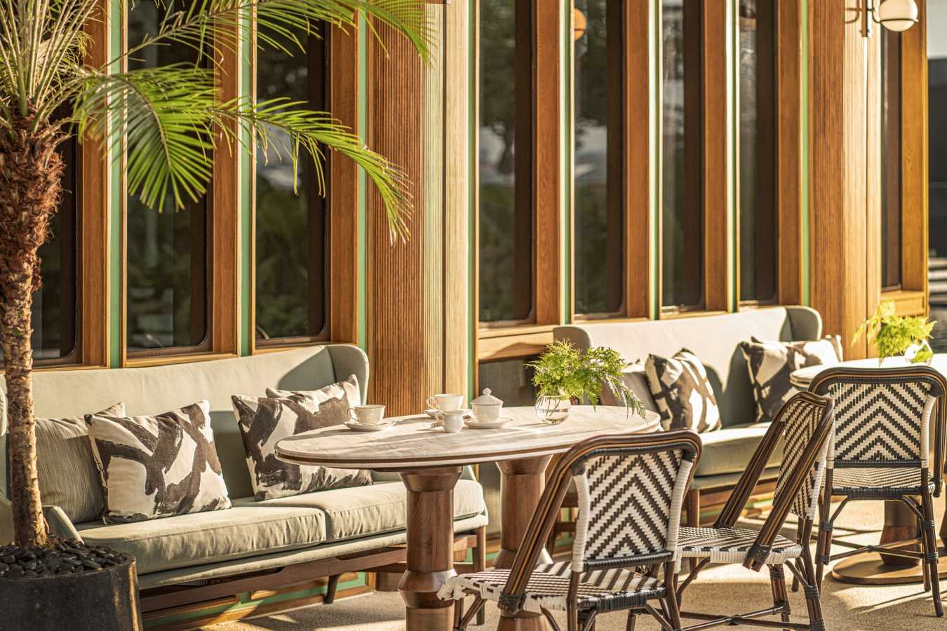 Alfresco Dining - Four Seasons Hotel Bangkok