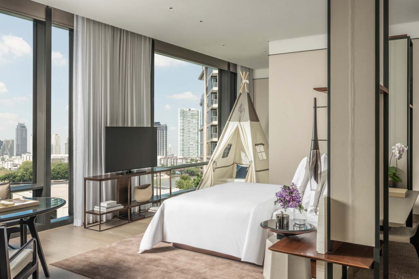 Family Room - Four Seasons Hotel Bangkok