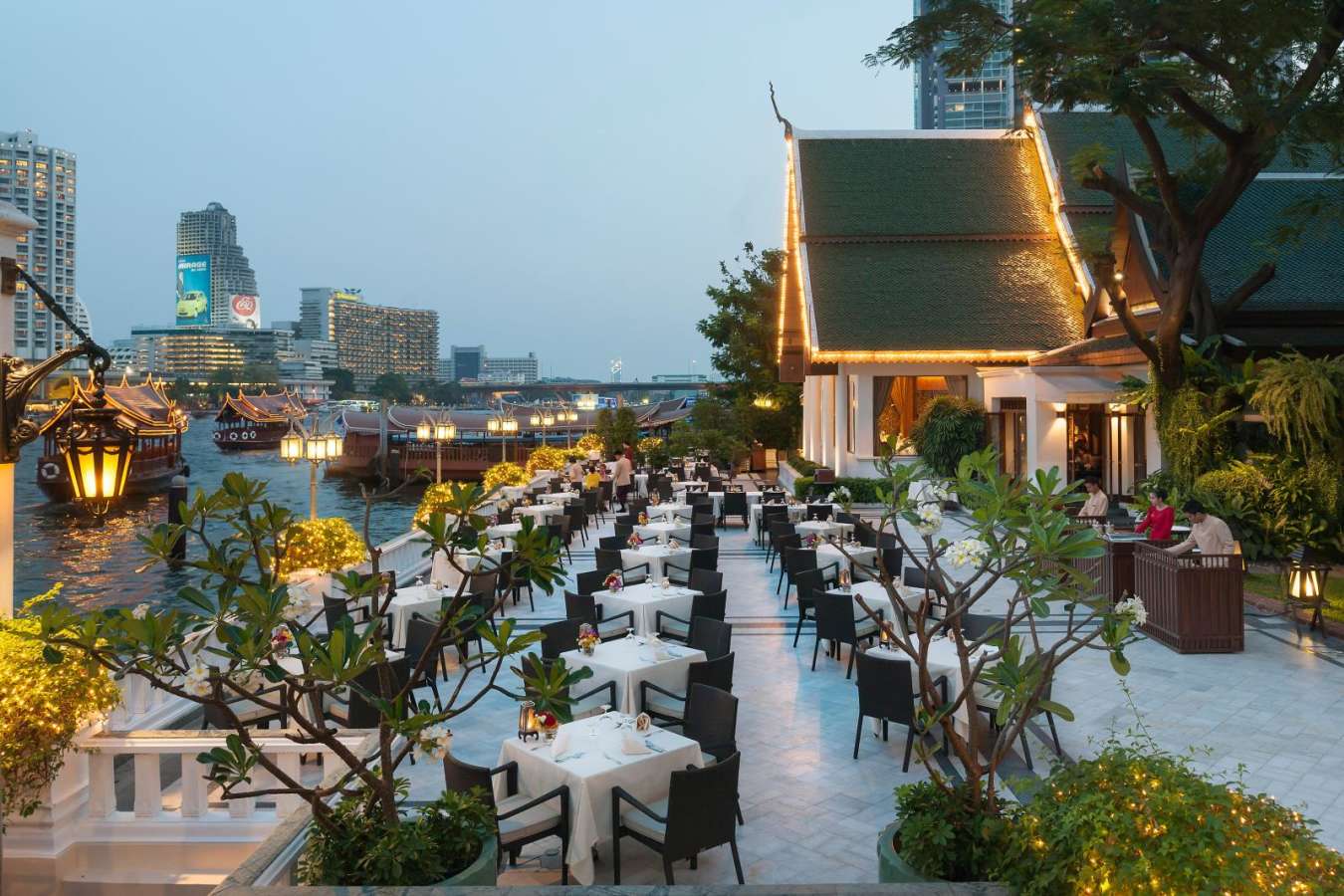 Terrace Rim Naam Mandarin Oriental Bangkok