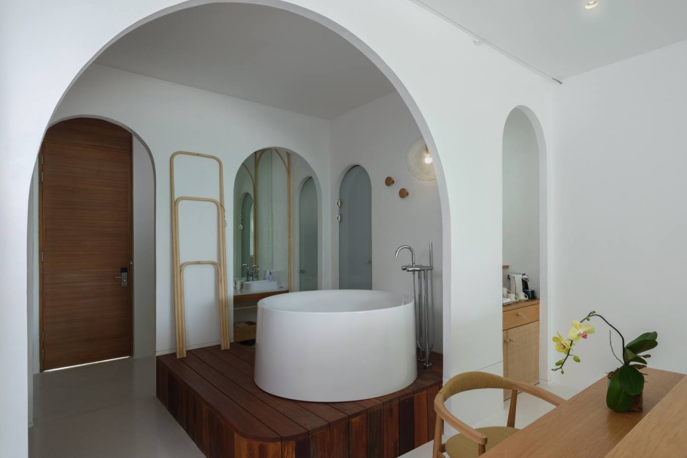 Oceanfront Balcony Suite Bathroom - Sala Samui Chaweng Beach