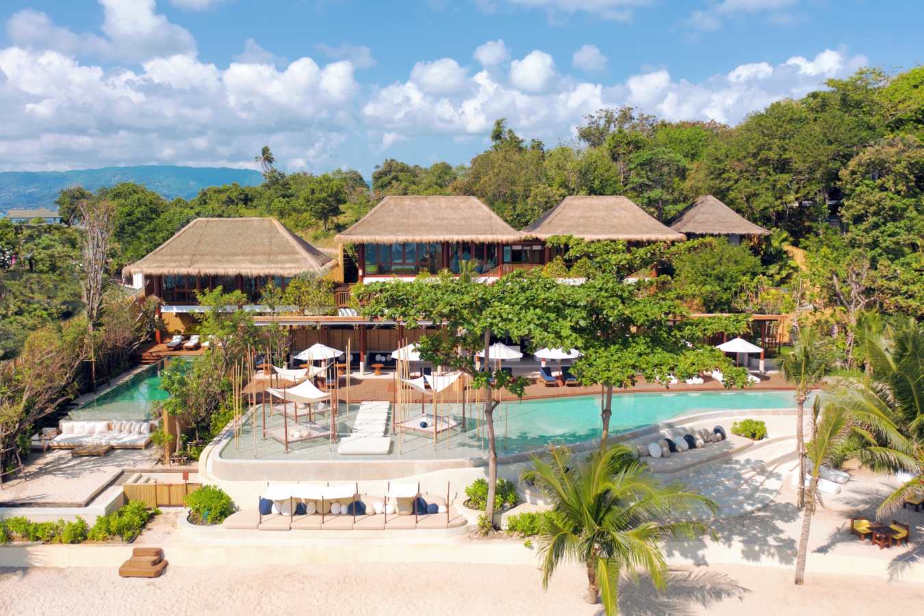 Beach Bar and Pool