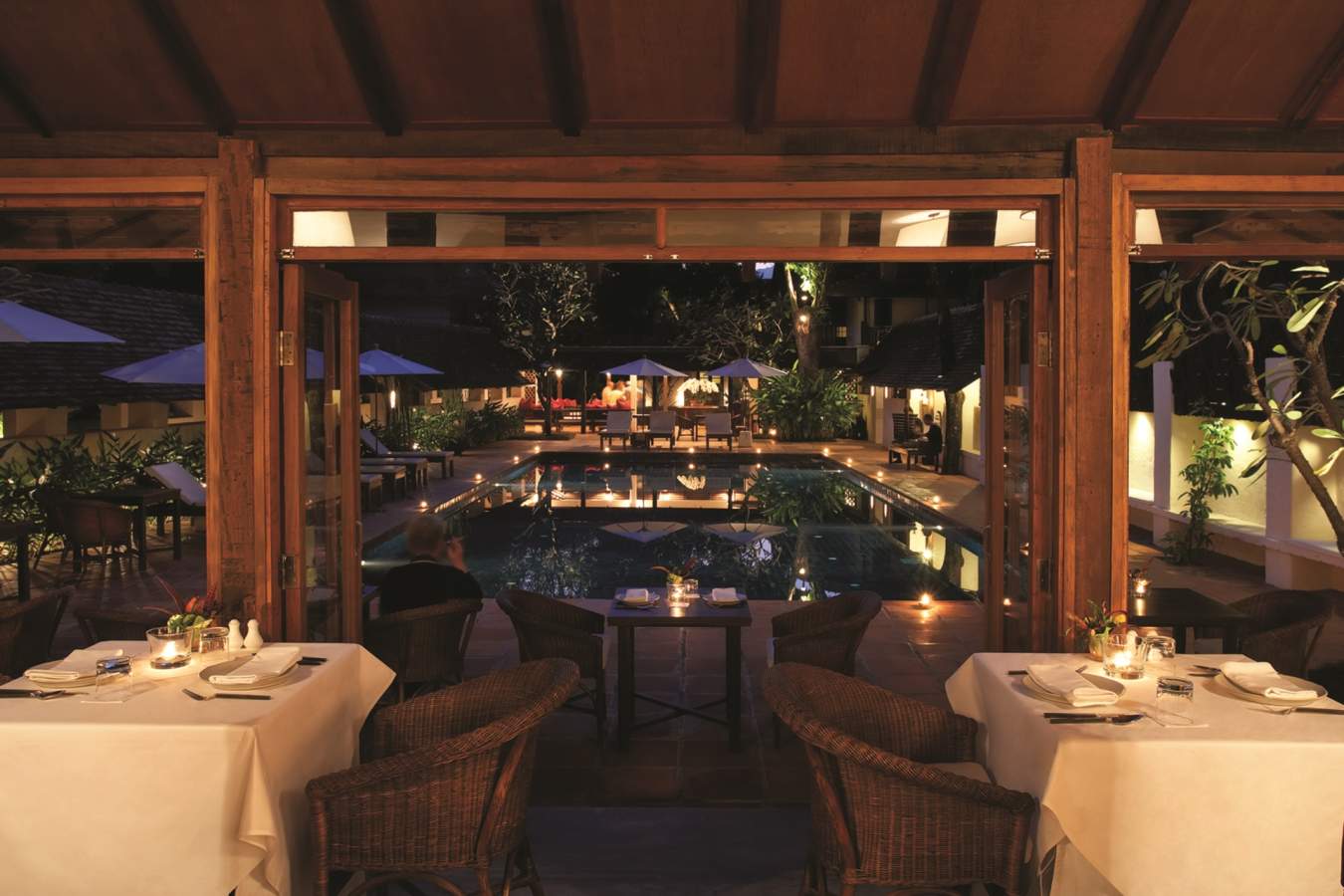 Restaurant - Tamarind Village