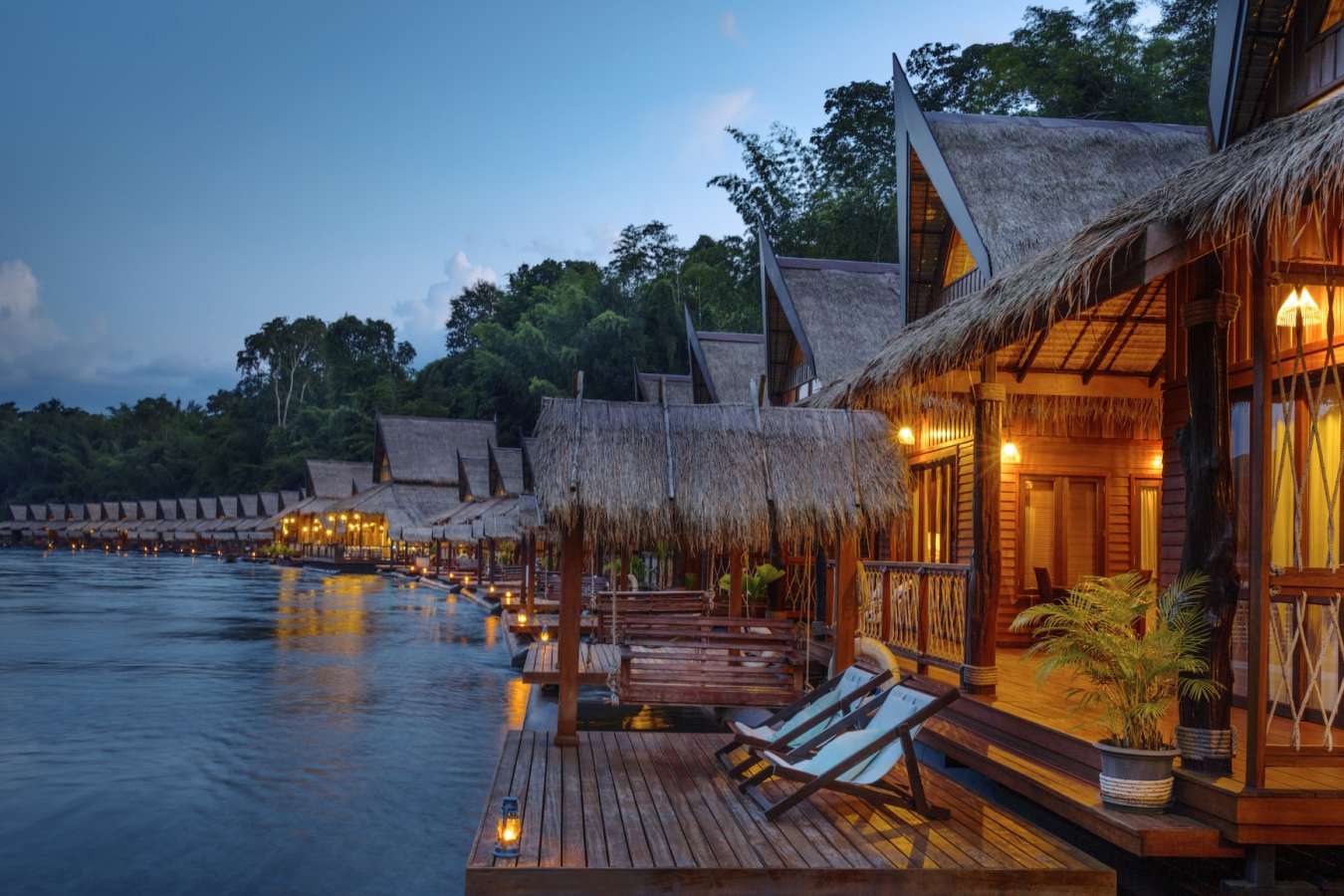 Villas at Dusk - Floathouse Kanchanaburi