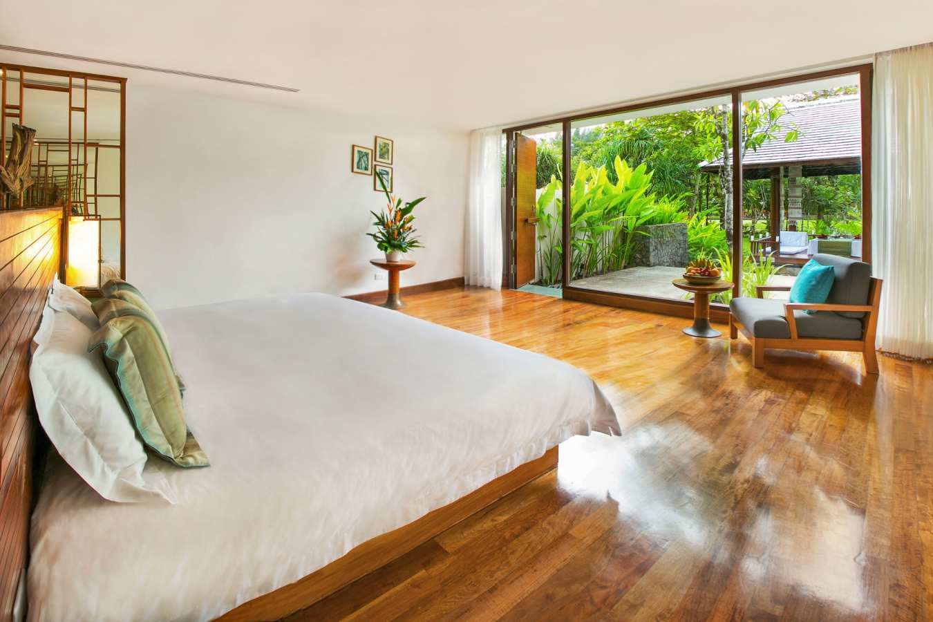 The Sarojin - Garden Residence