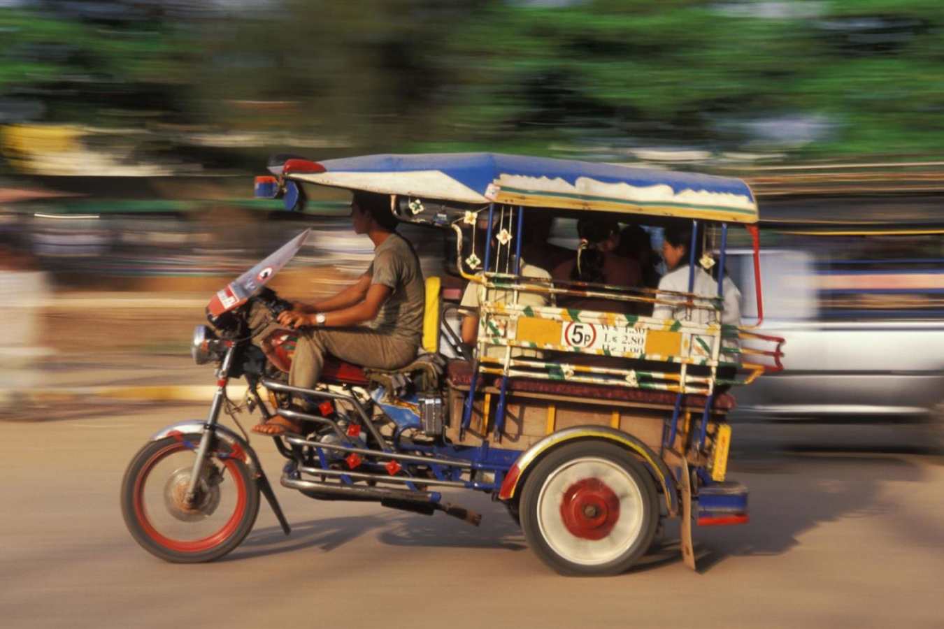 Tuk Tuk Bangkok - Simply Thailand