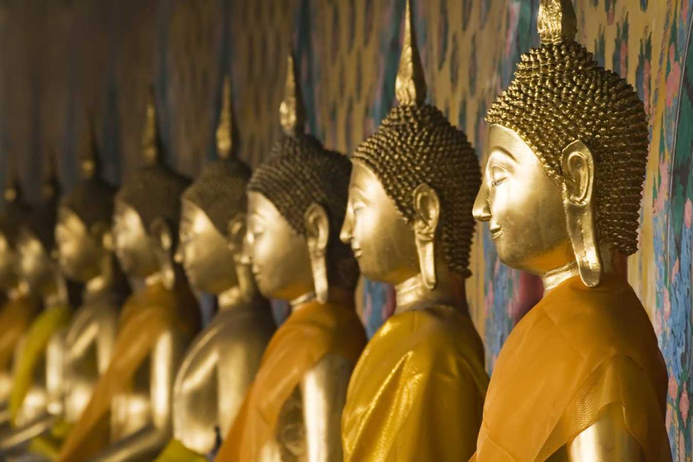 Buddhas at the temple of Wat Arun - Highlights of Thailand