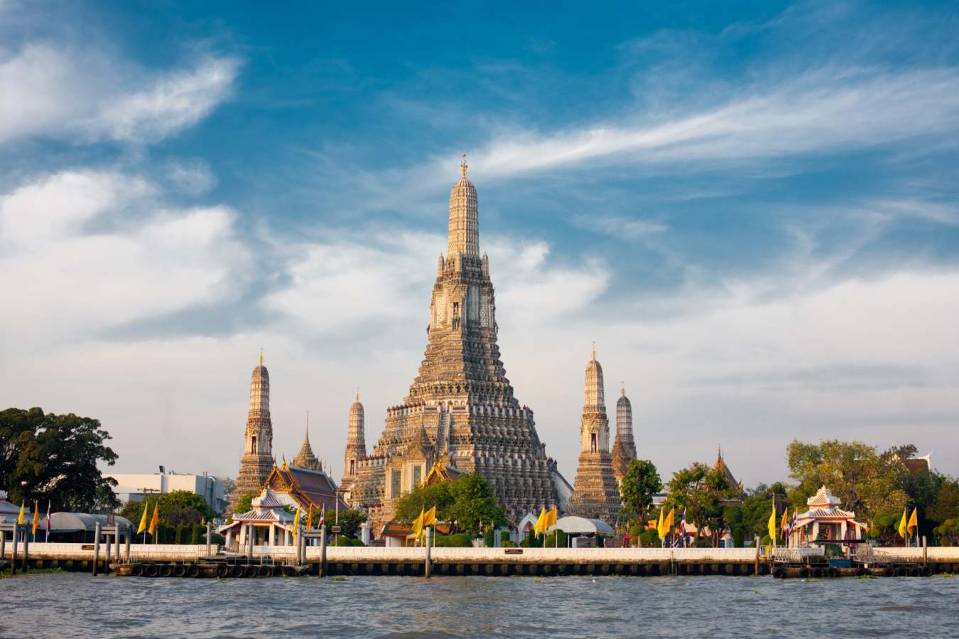 Wat Arun - Highlights of Thailand