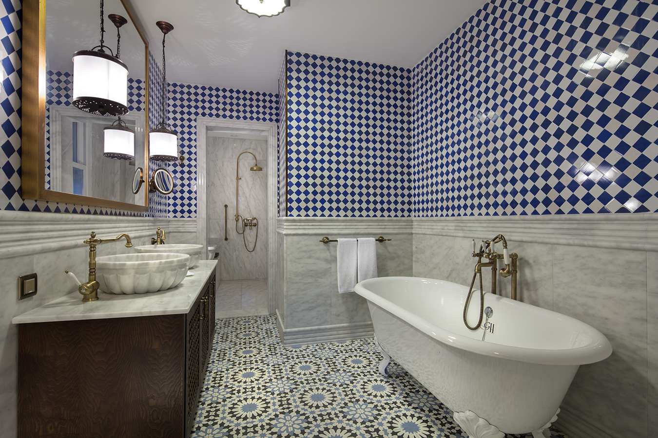 Junior Suite Bathroom