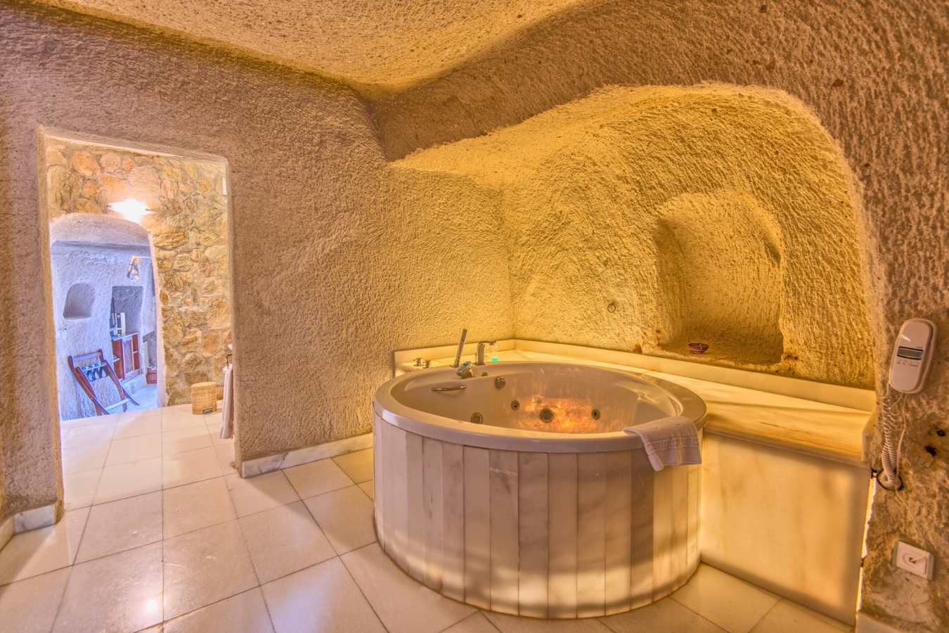 Jacuzzi bath - Museum Hotel Cappadocia