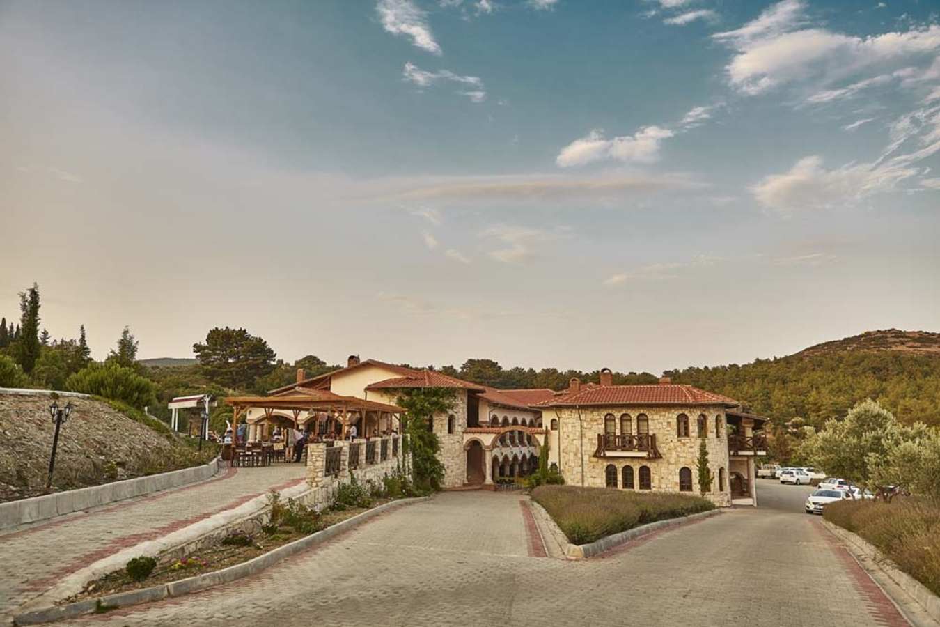 Exterior - Yedi Bilgeler Winery Hotel