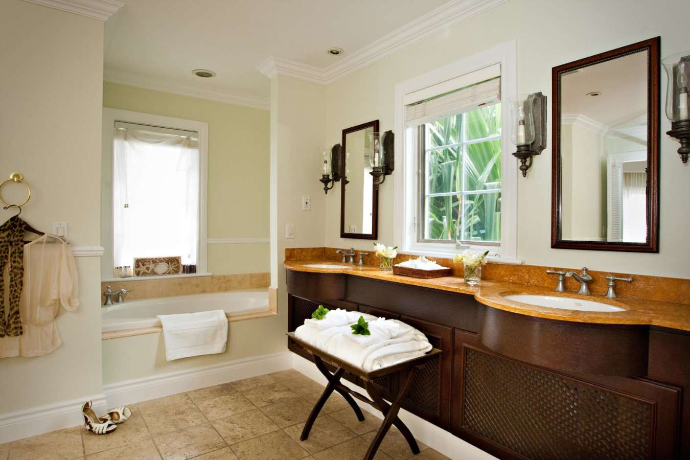 Three bedroom -Point Grace