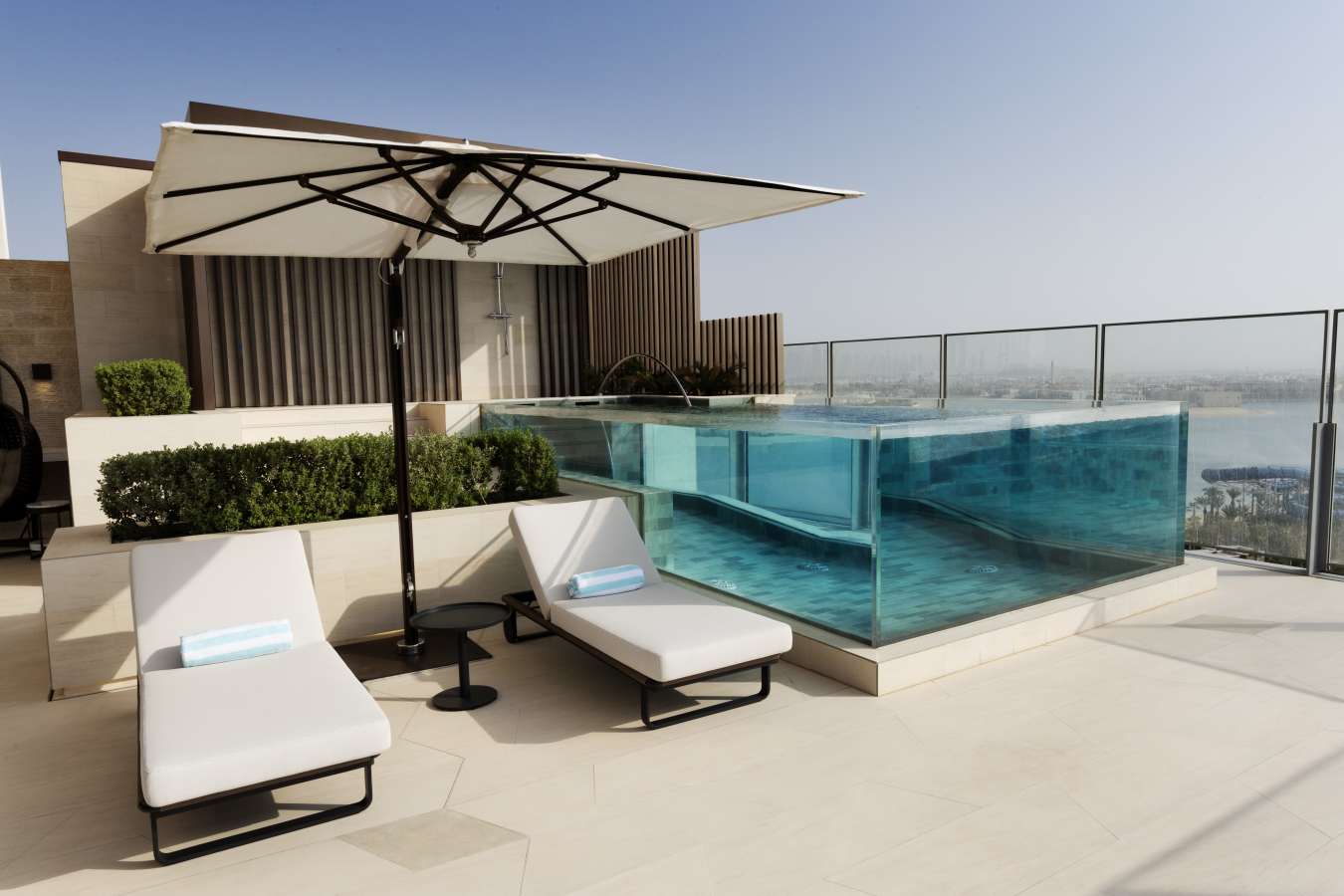atlantistheroyal-skypoolvillainfinitypool 