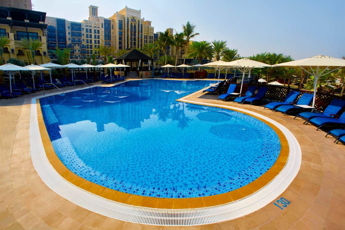 Main Pool - Mina A'Salam