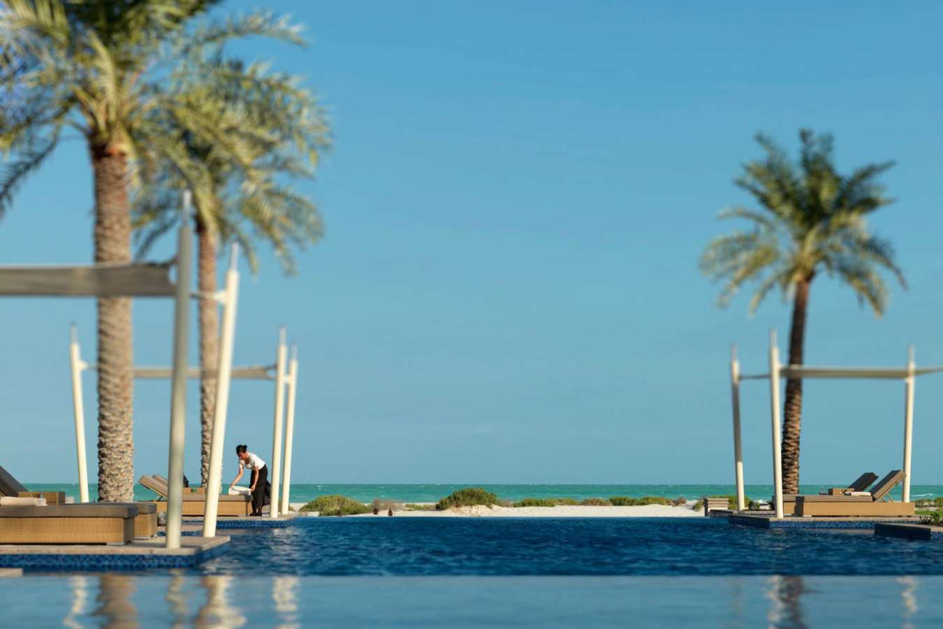Swimming Pool - Park Hyatt Abu Dhabi 