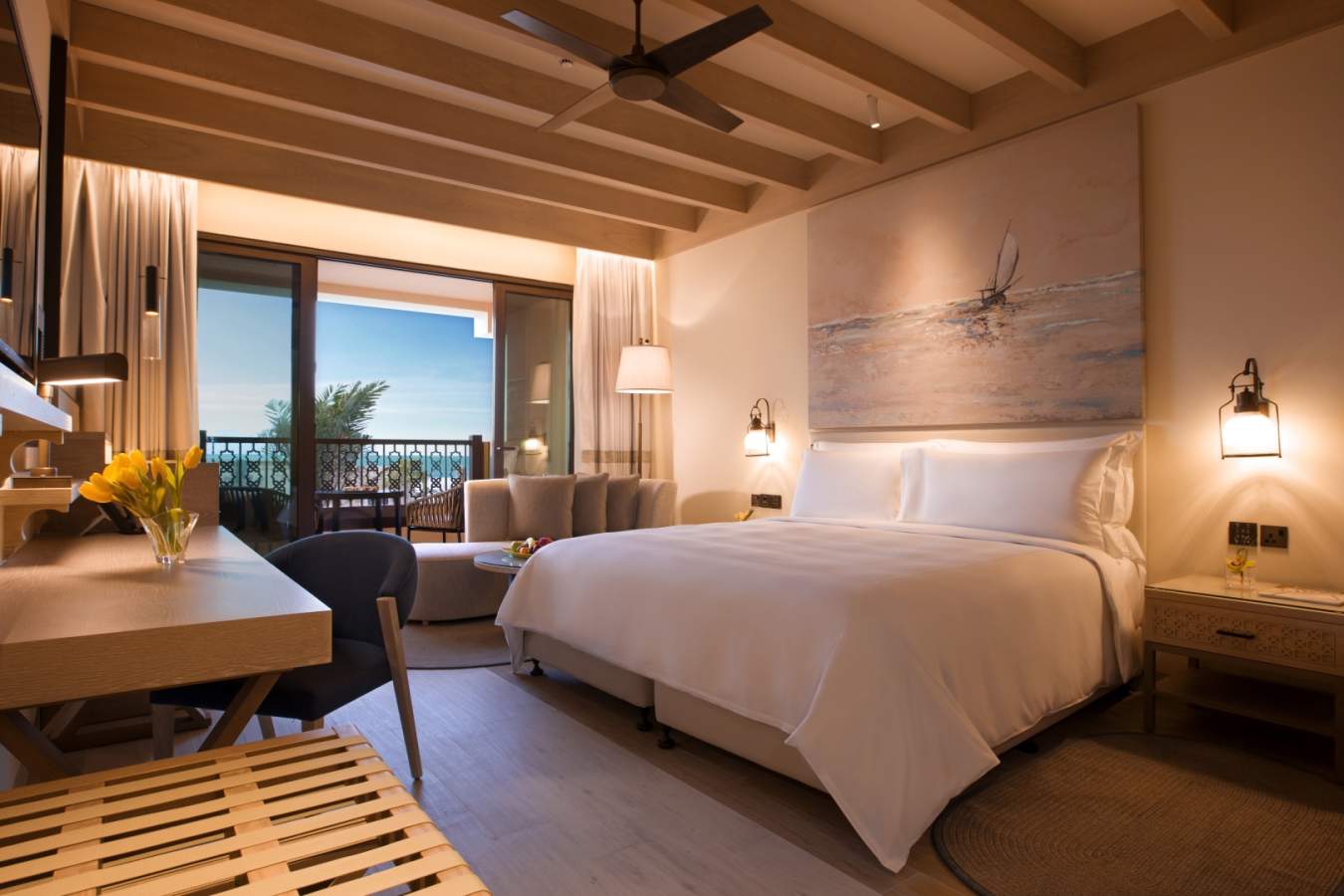 Deluxe King Sea View Room