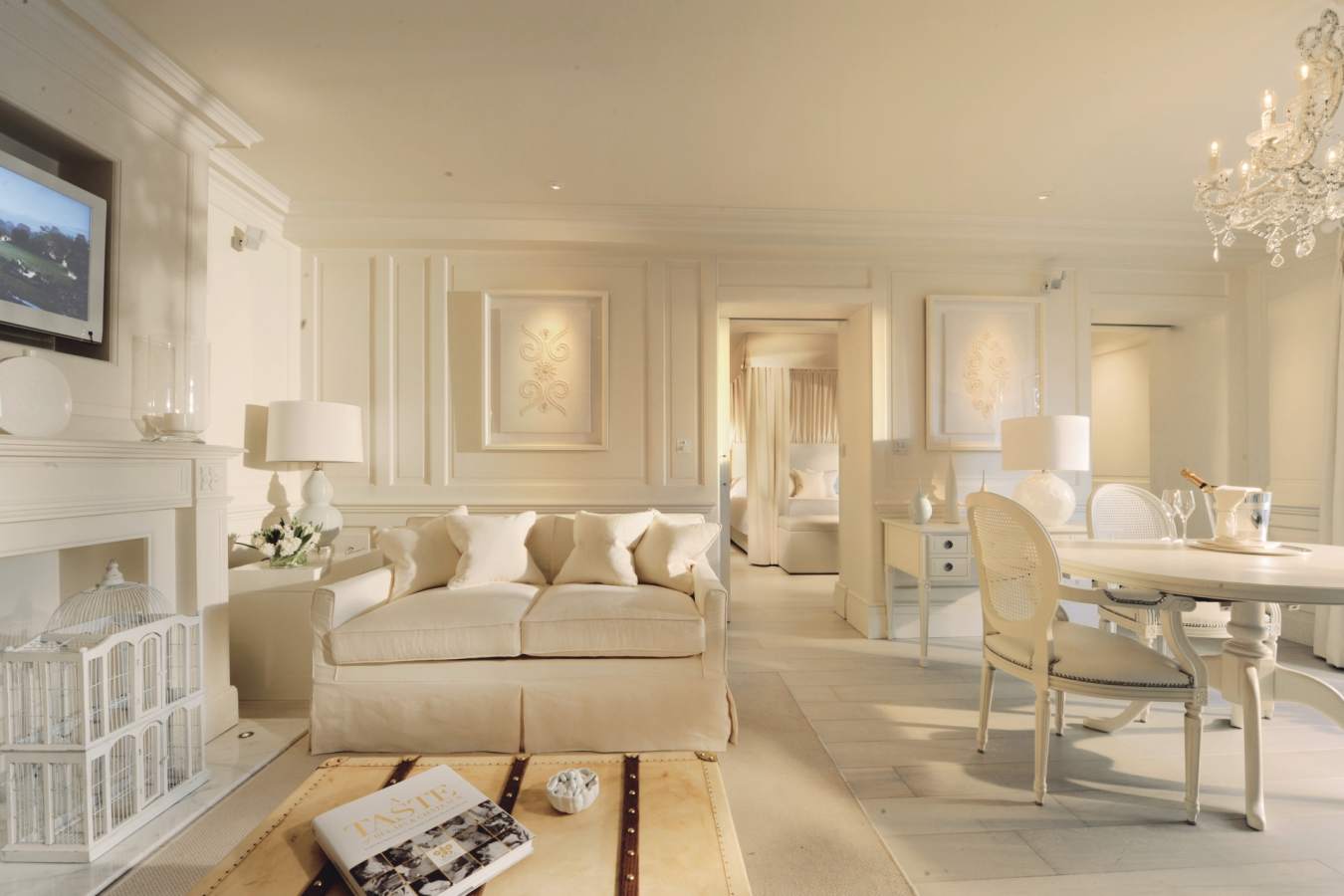 Blanc de Blanc Suite - Belmond Le Manoir aux Quat'Saisons