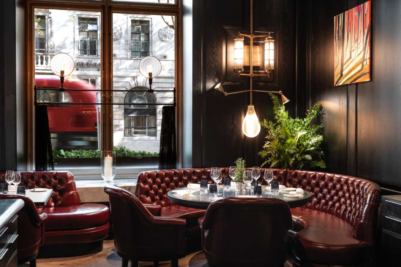 Corinthia - Kerridges Seating area 