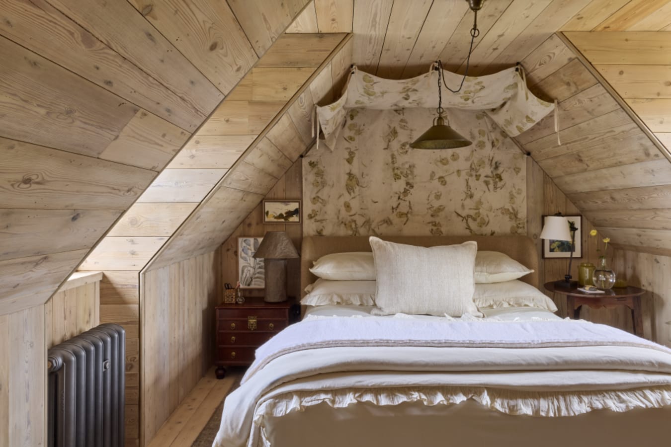 Keepers bedroom 1 