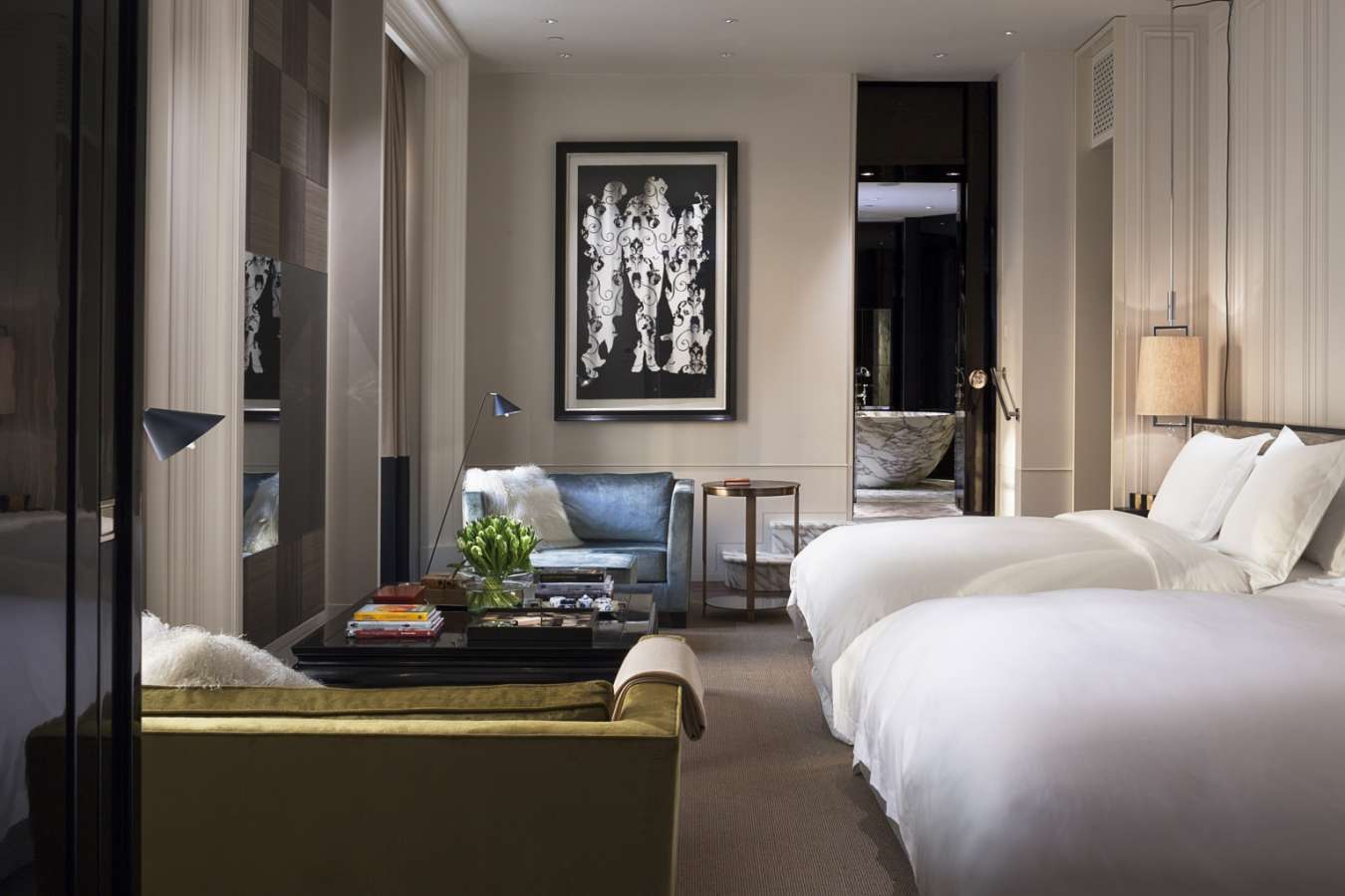 Manor House Master bedroom - Rosewood London