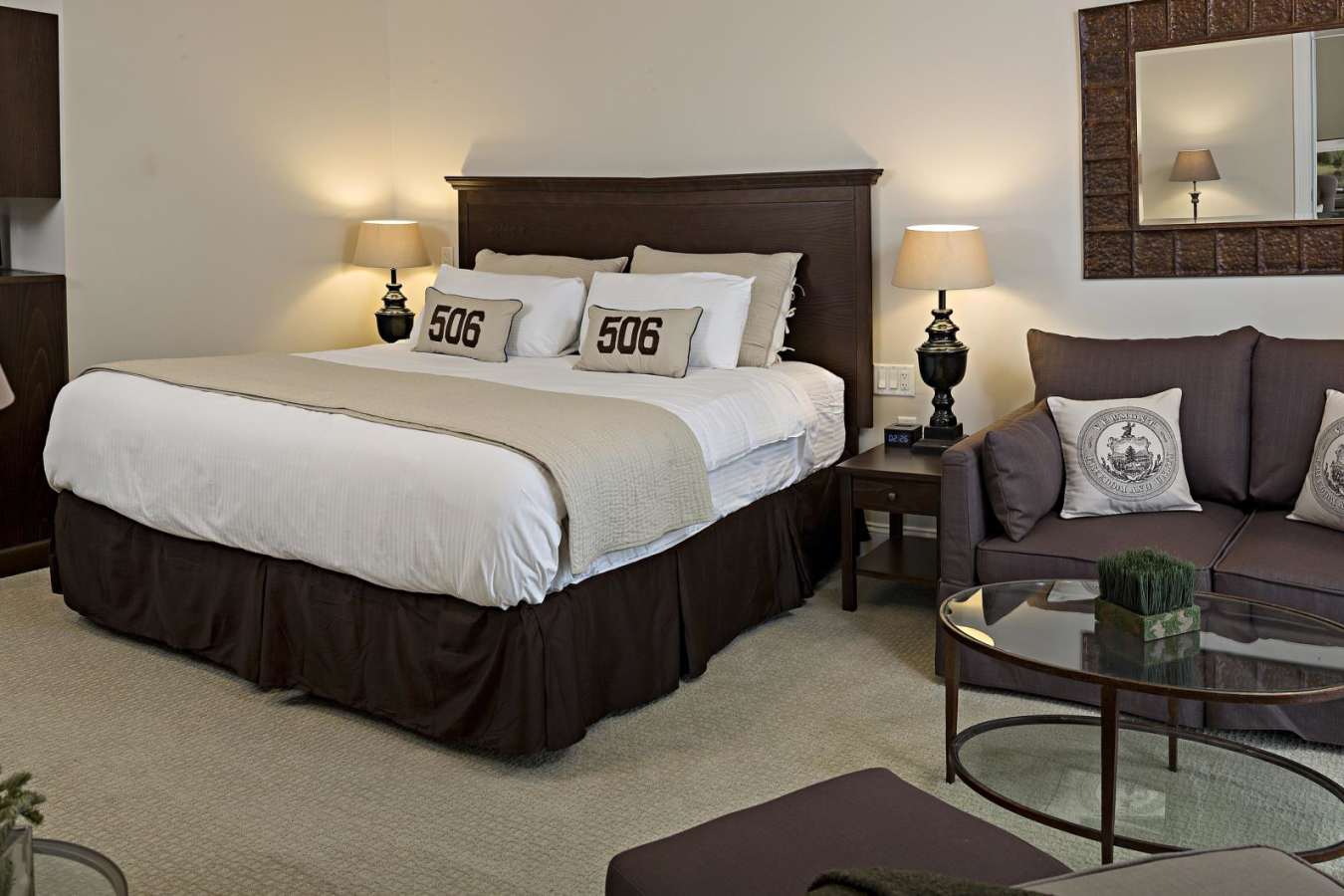 King room interior - 506 On the River