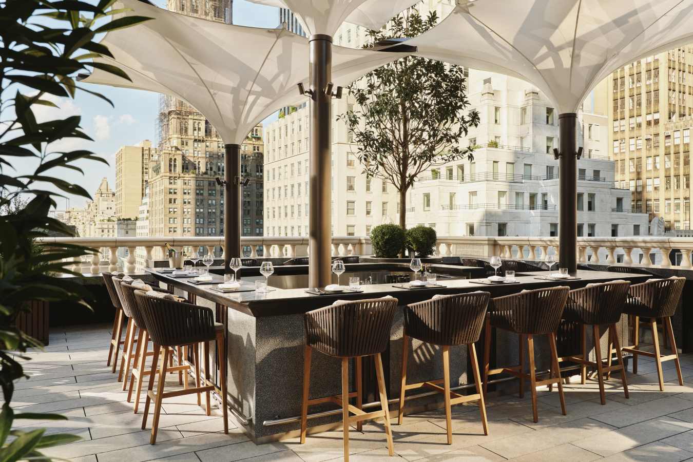 Garden Terrace bar