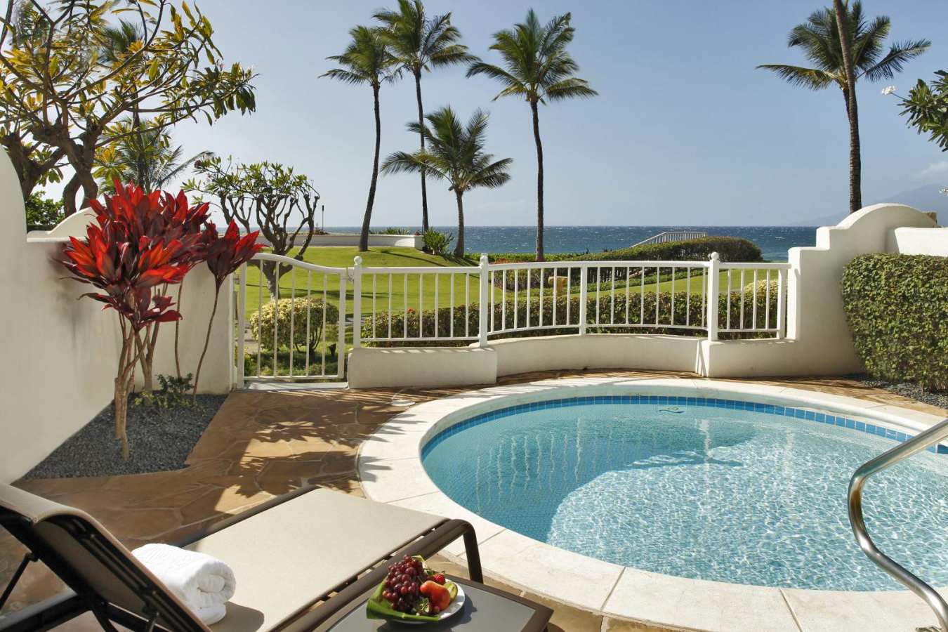 Villa plunge pool - Fairmont Kea Lani