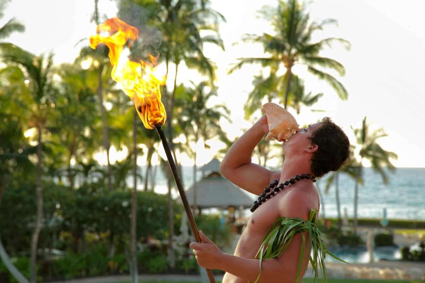 Local customs - Fairmont Orchid