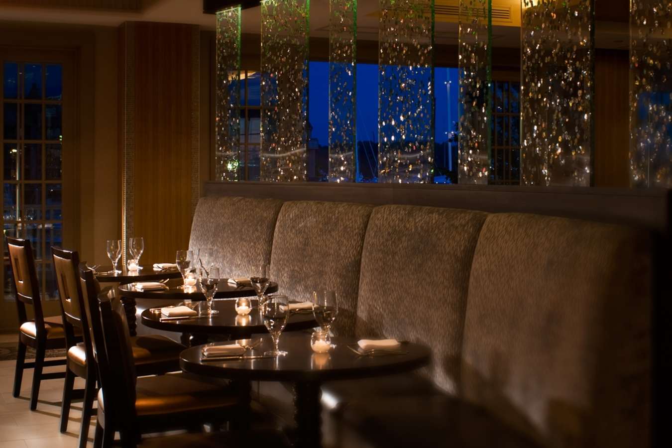 Cocktail Row - Forty 1 North