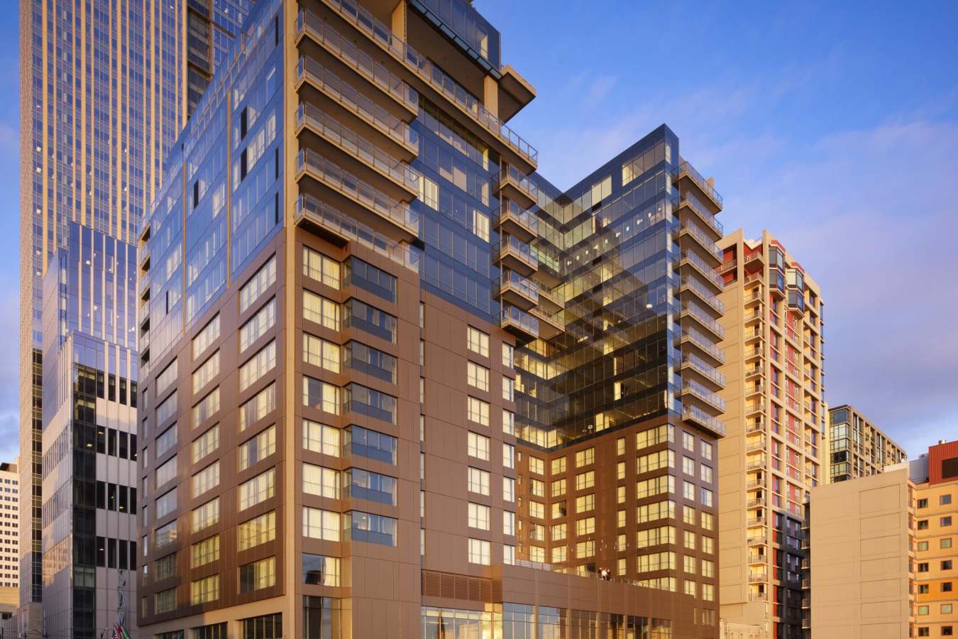 Exterior Corner - Four Seasons Seattle