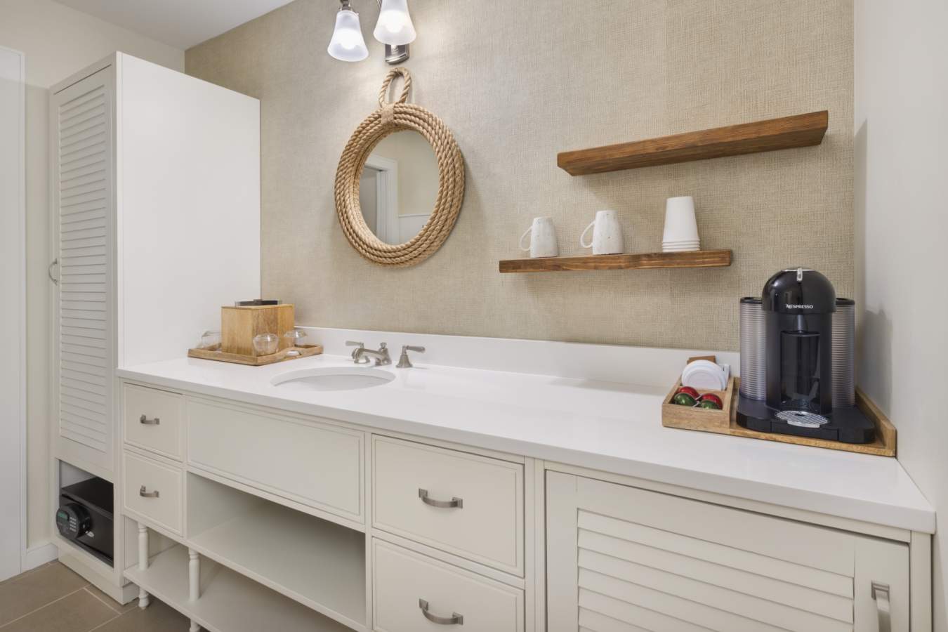 Wet Bar - Jekyll Ocean Club