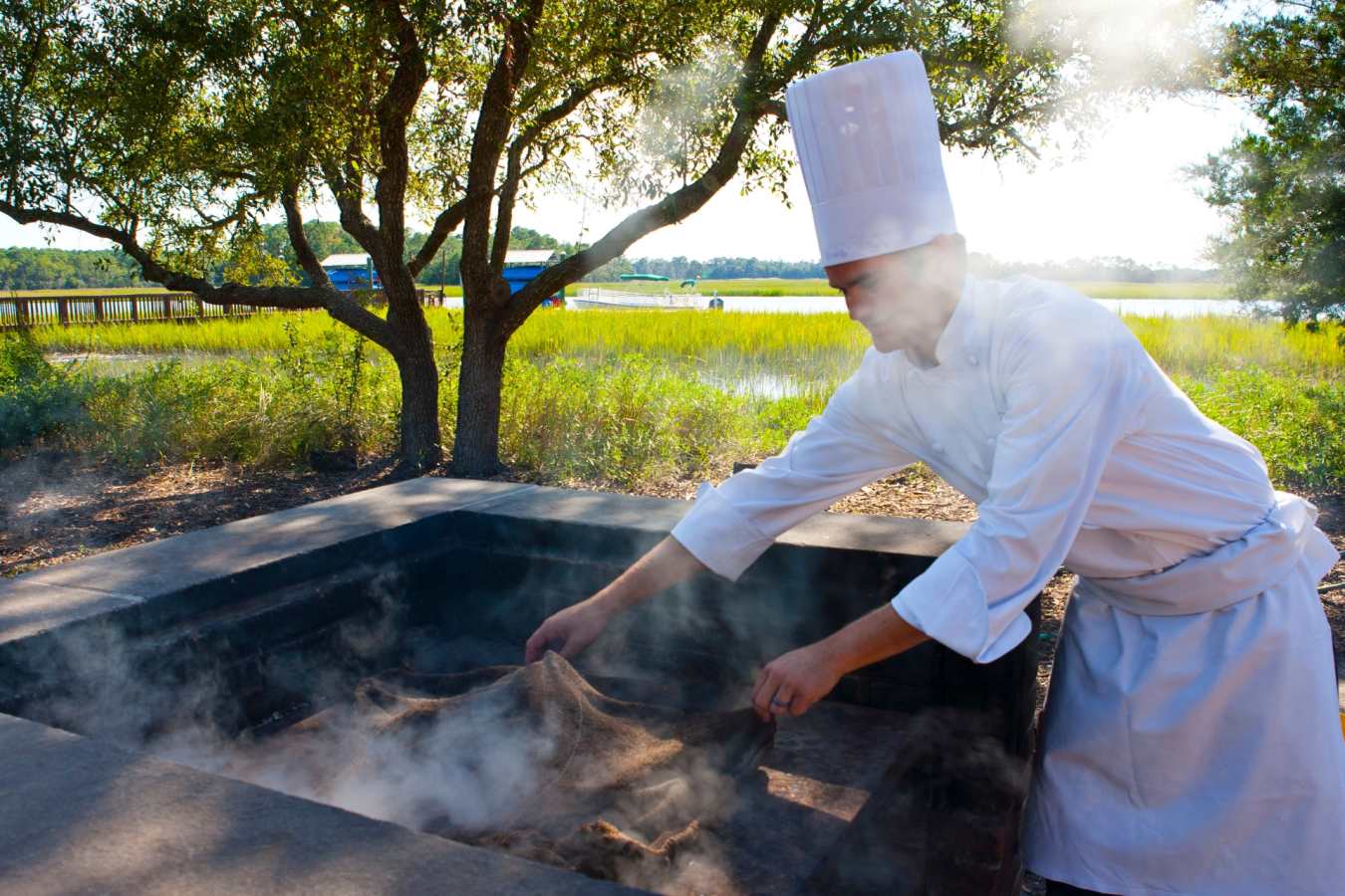 Mingo Point Oyster Roast - Kiawah Island Golf Resort
