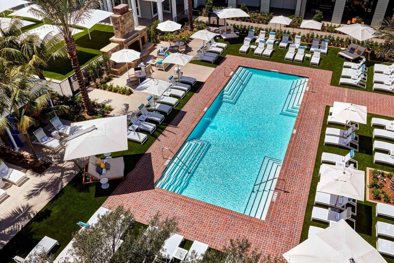 Lido House Pool