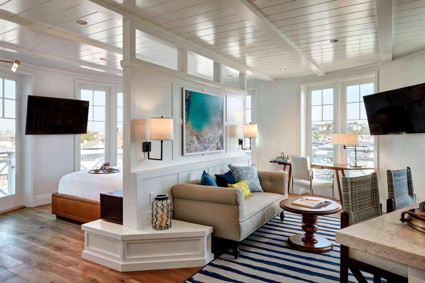 Executive Suite Living Room