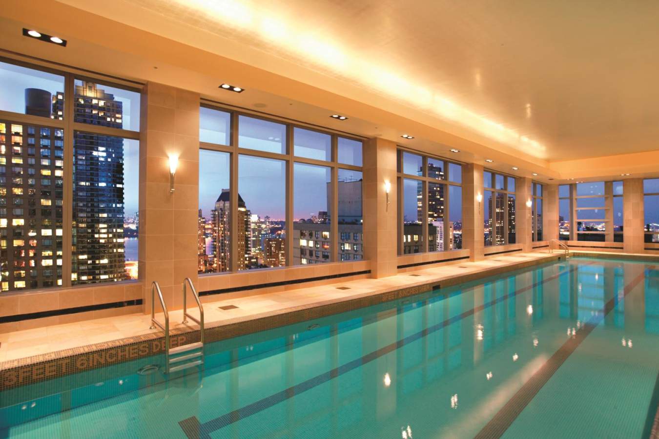 Indoor swimming pool - Mandarin Oriental New York