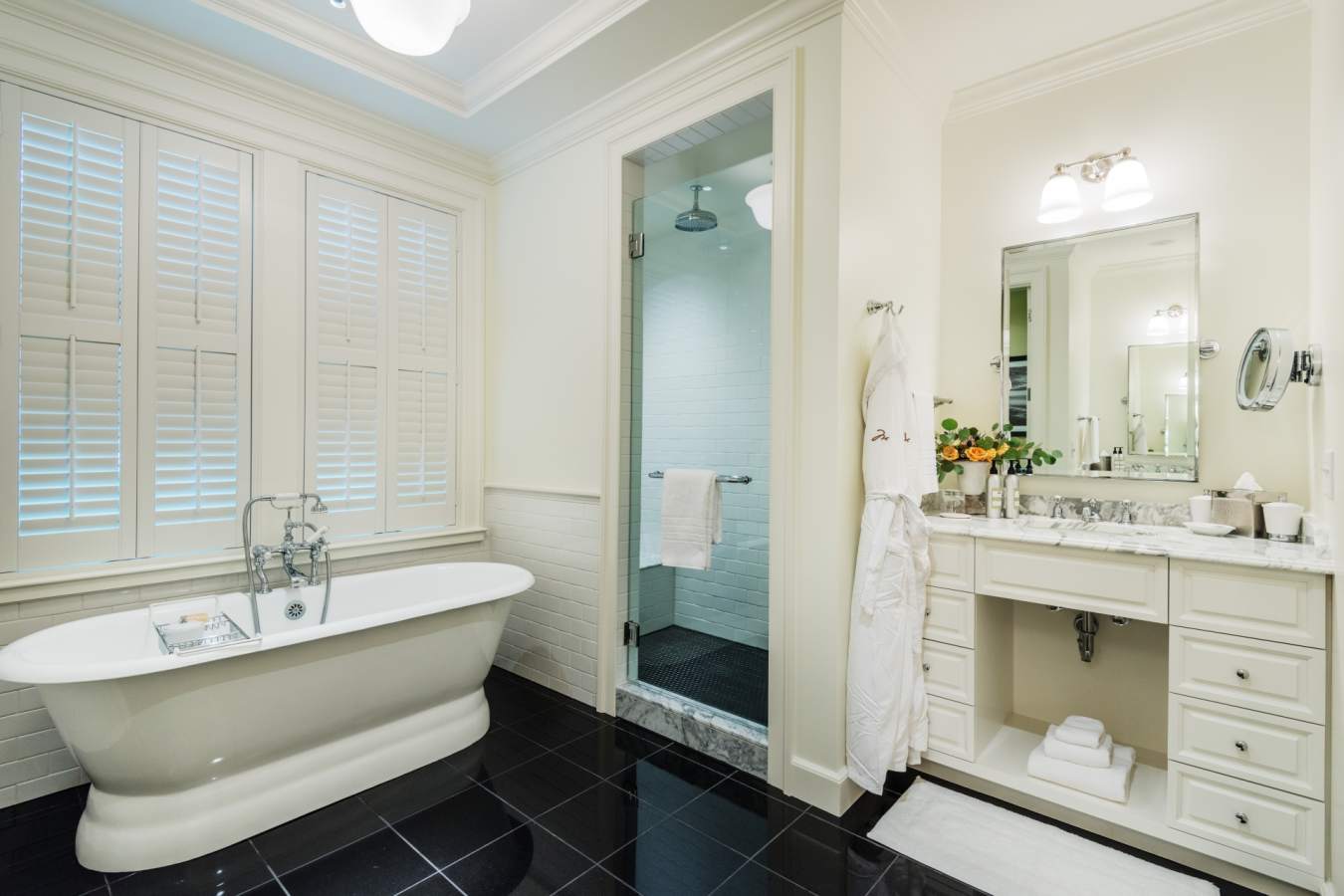 Suite Bathroom - Montage Palmetto Bluff