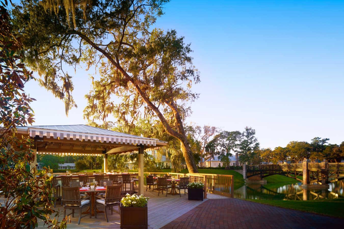 Dine at Fore and Aft - Montage Palmetto Bluff