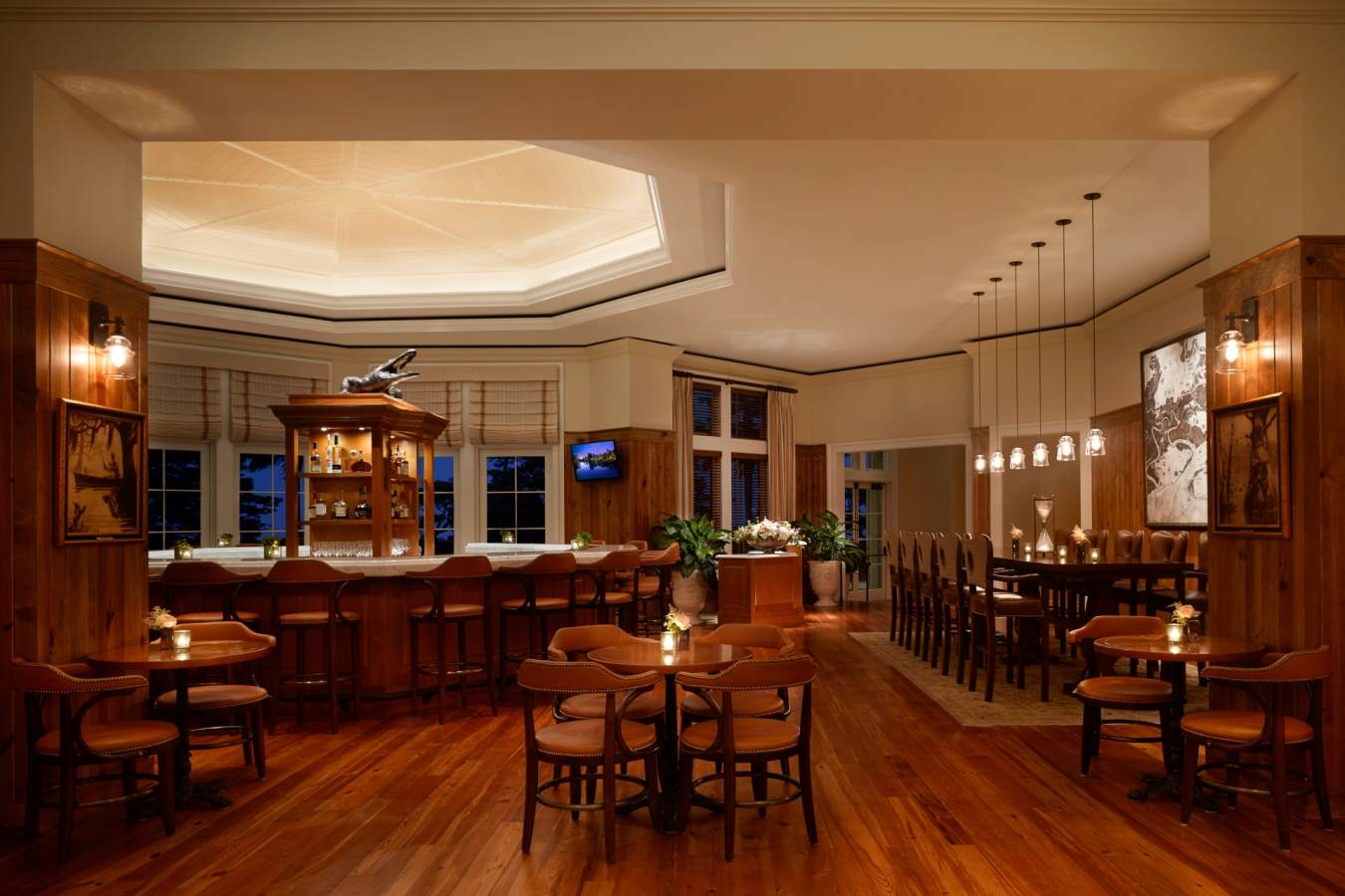 Octagon Bar - Montage Palmetto Bluff