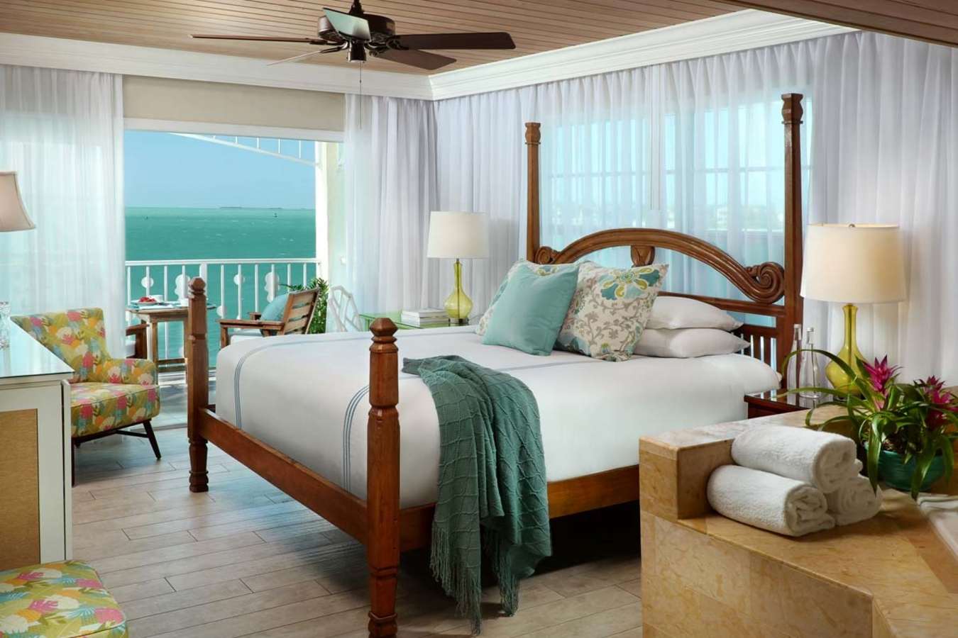 bedroom-ocean-