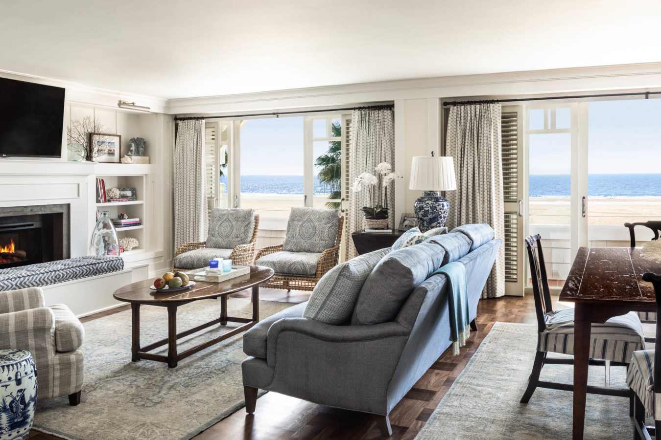 LivingRoom-