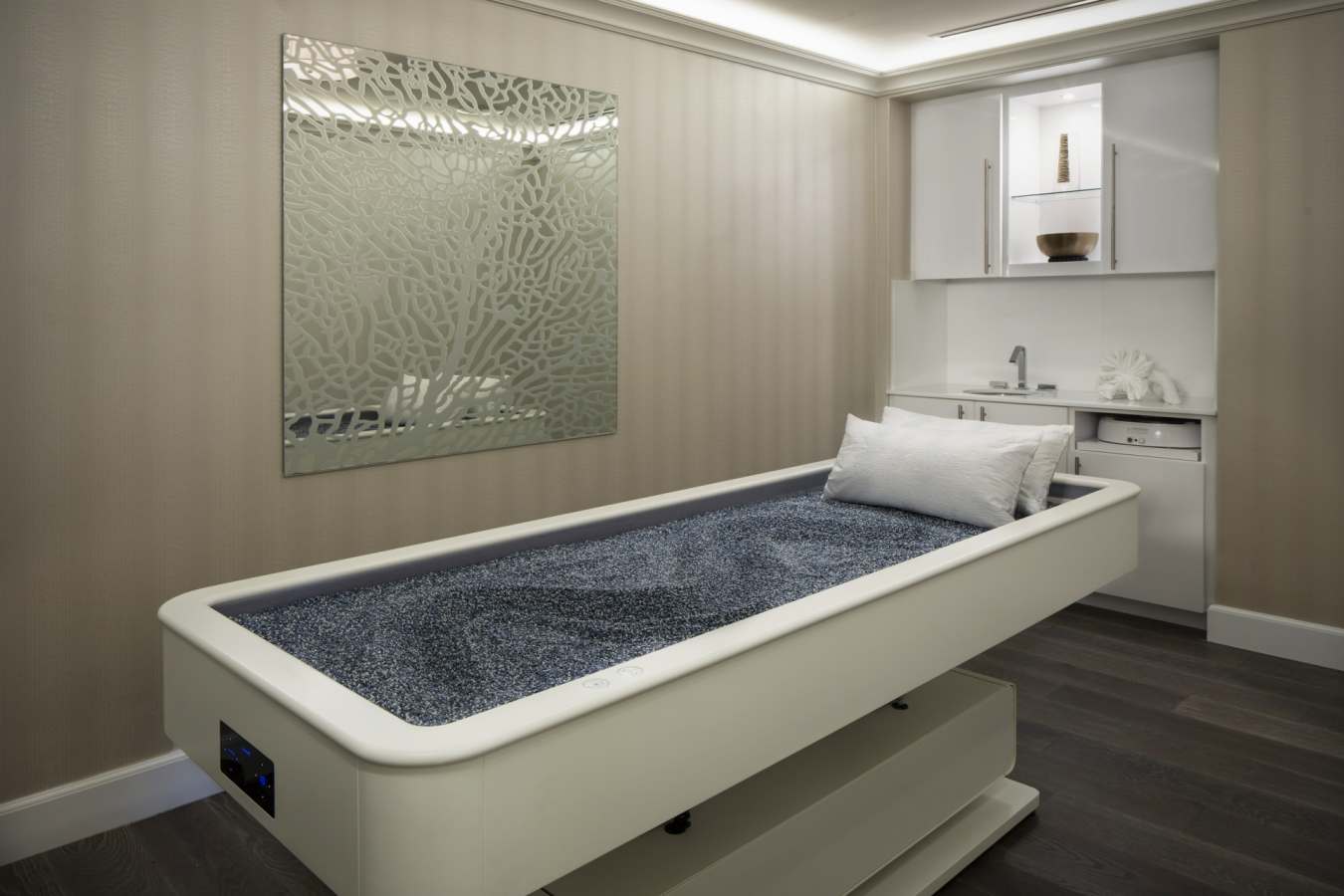 Quartz Massage - The Breakers Palm Beach