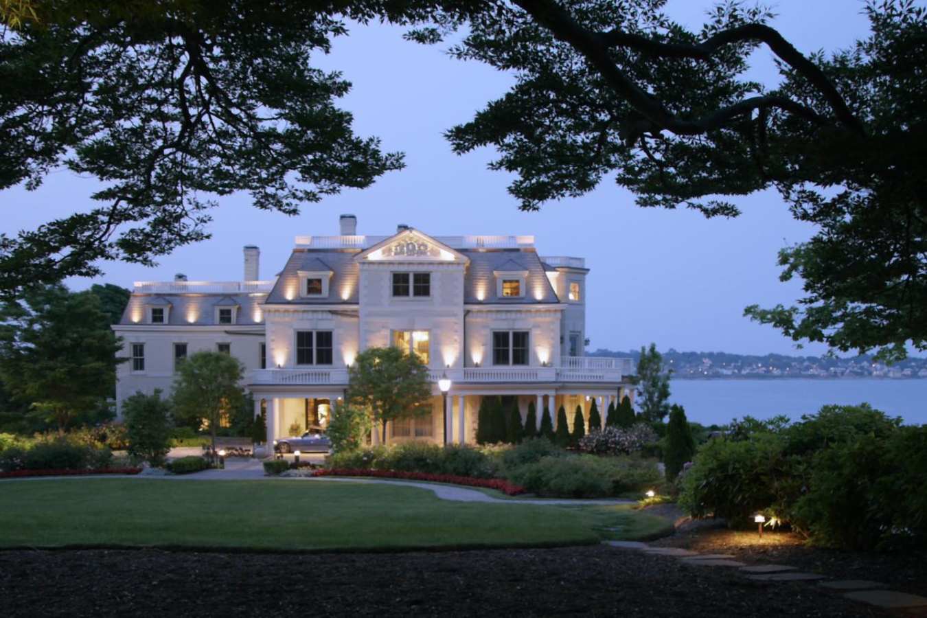 Hotel Exterior - The Chanler
